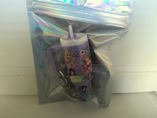 Light Purple Tumbler Keychain Grace's bead Shop